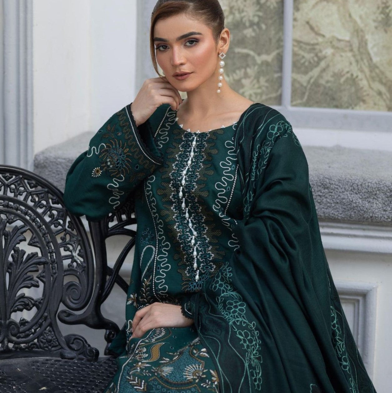 WINTER MARINA EMBROIDED RESHAM WOOL SHAWL