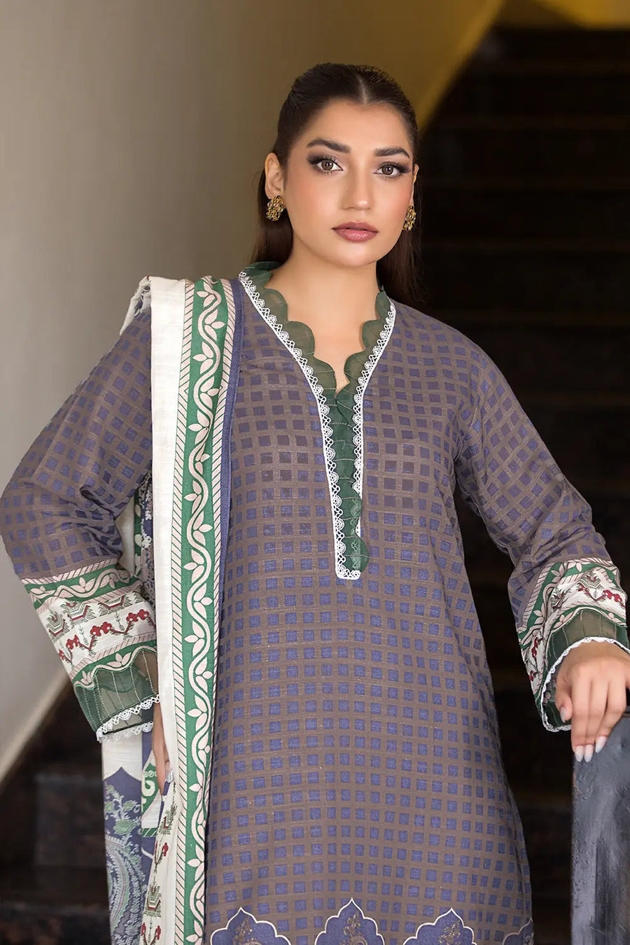 3PC UNSTITCHED KHADDAR SUIT- ZN2868