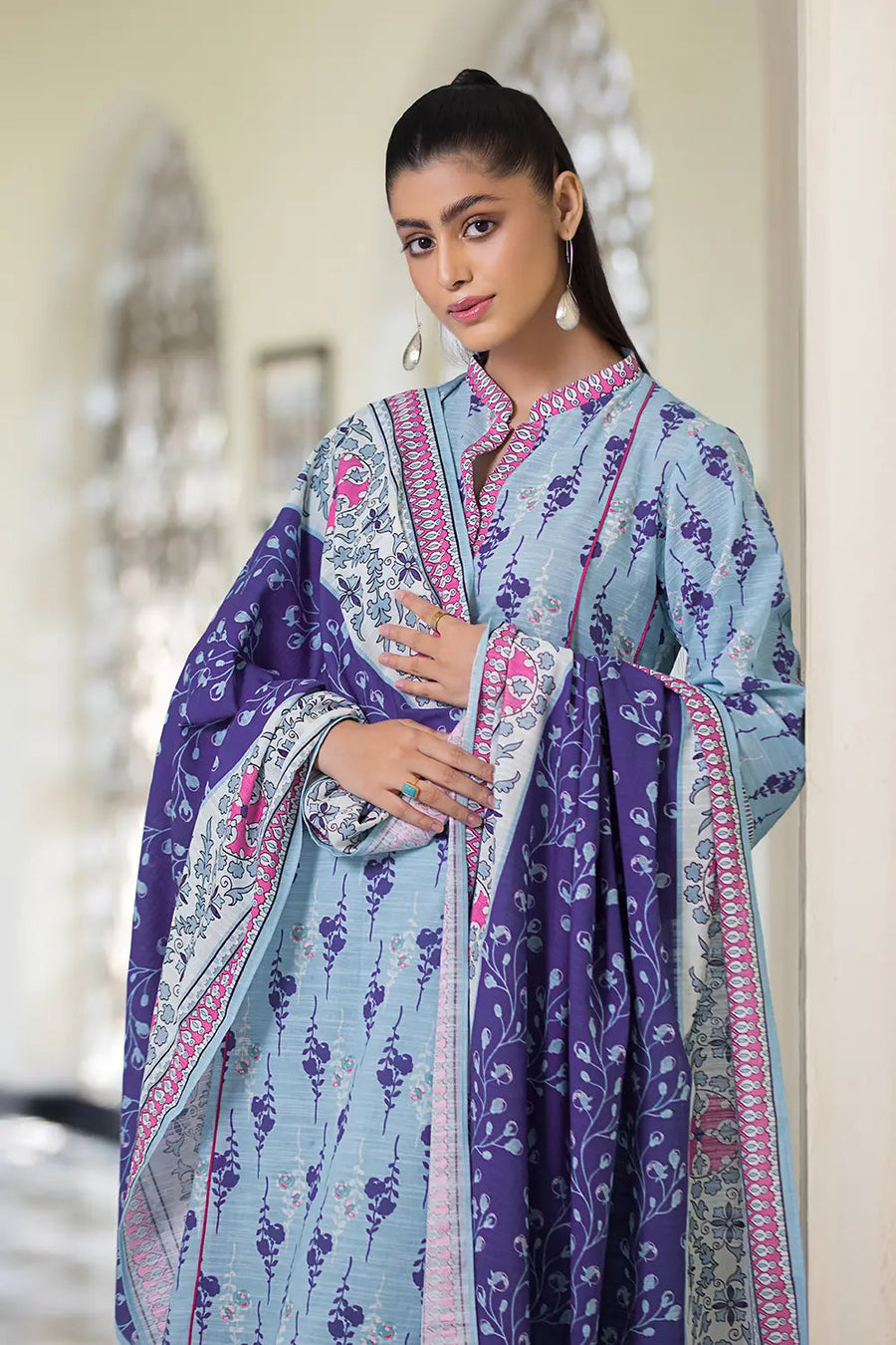 3PC UNSTITCHED KHADDAR SUIT- ZN2869