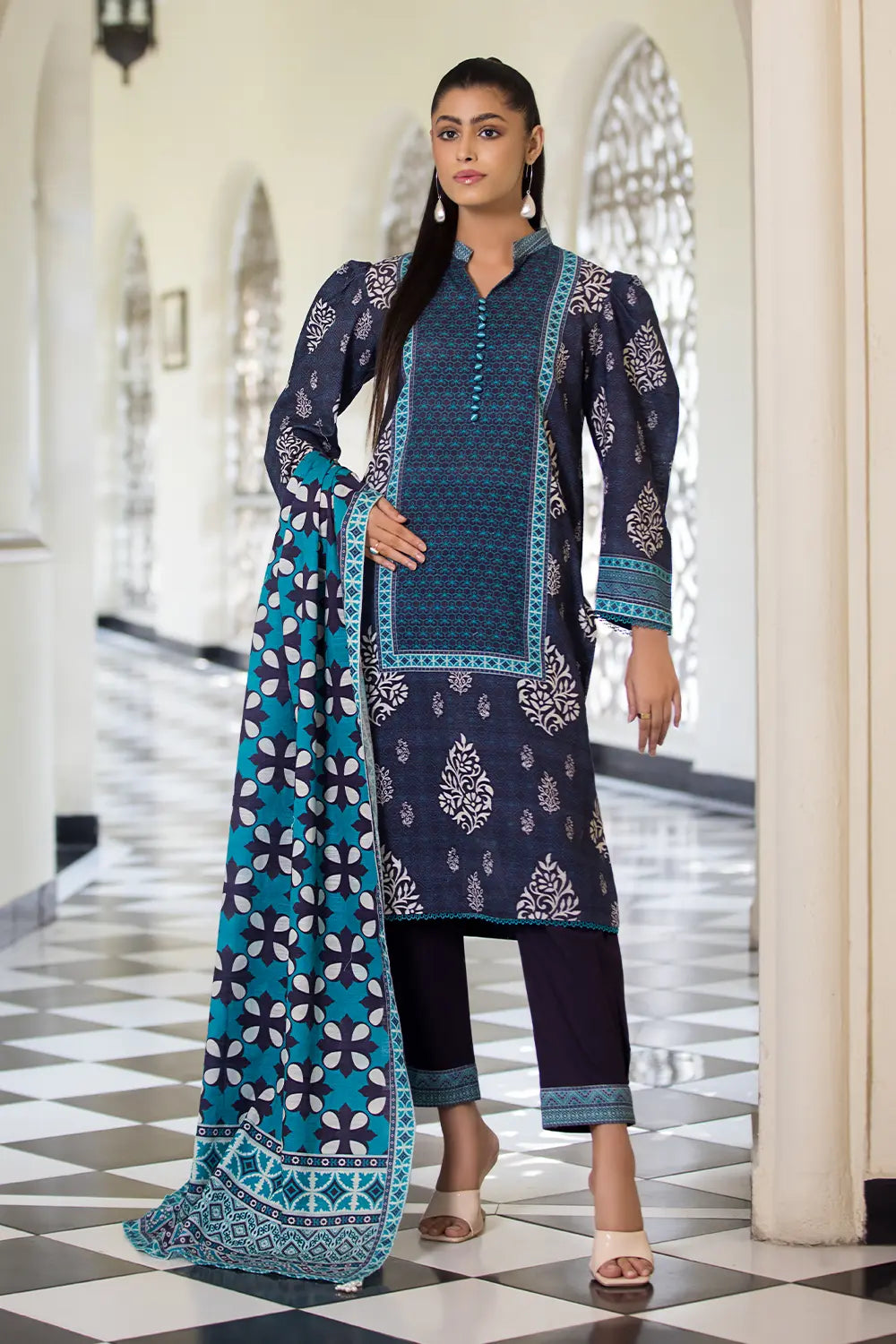 3PC UNSTITCHED KHADDAR SUIT- ZN2870