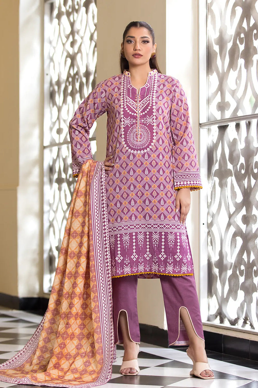 3PC UNSTITCHED KHADDAR SUIT- ZN2891