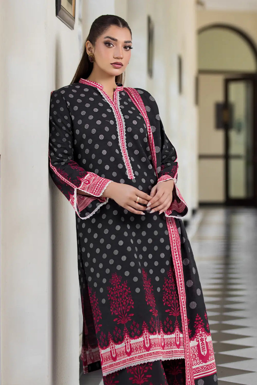 3PC UNSTITCHED KHADDAR SUIT- ZN2907