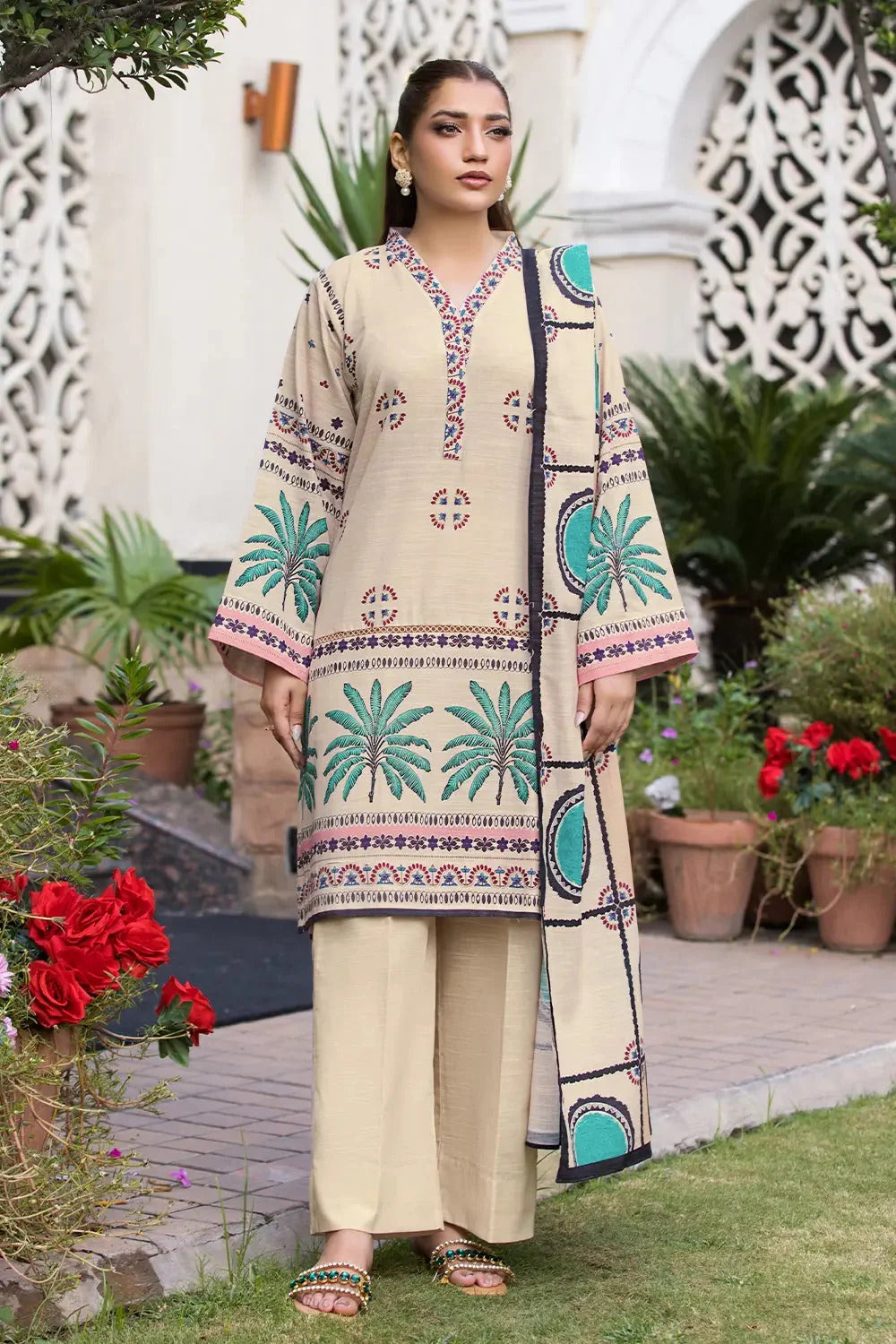 3PC UNSTITCHED KHADDAR SUIT- ZN2880